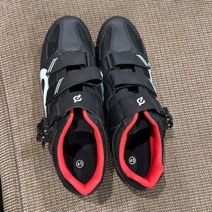 Brand new size 45 peloton cycling shoes